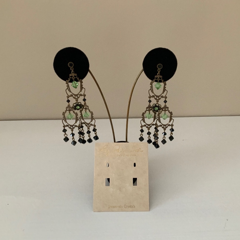 Liz Palacios earrings ( made with Swarovski crystals) - Picture 2 of 4